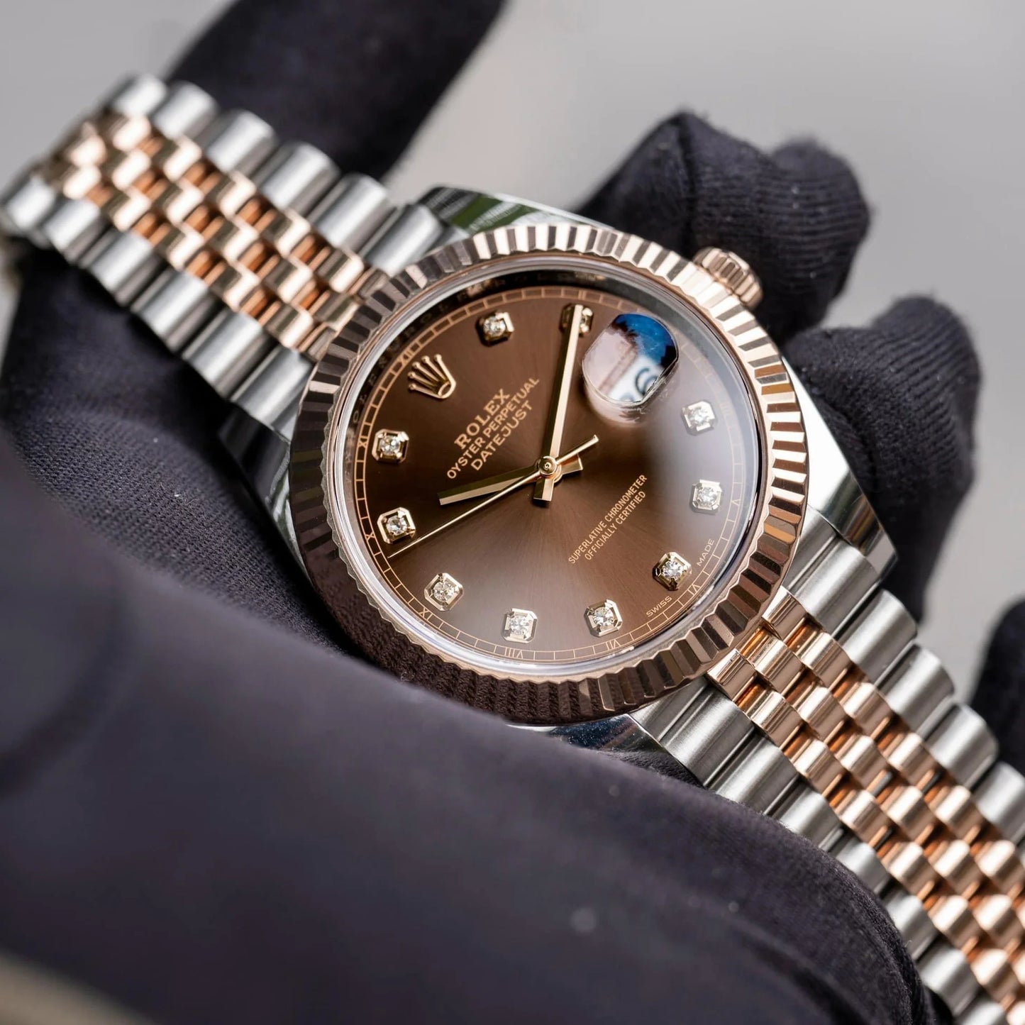 Datejust 41 – Steel & Rose Chocolate Dial