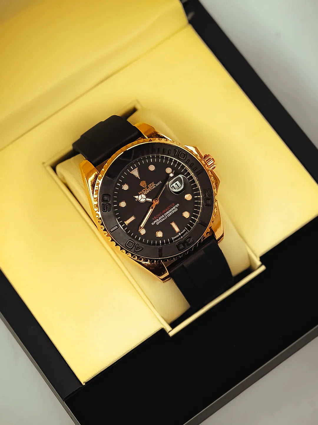 Rotating Dial – Silicon Strap Sporty Luxe