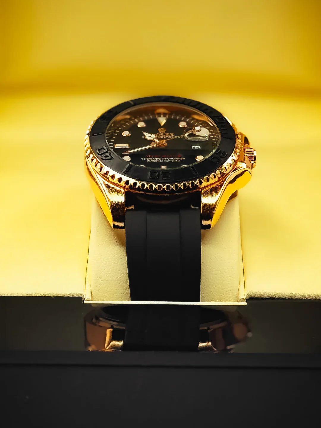 Rotating Dial – Silicon Strap Sporty Luxe