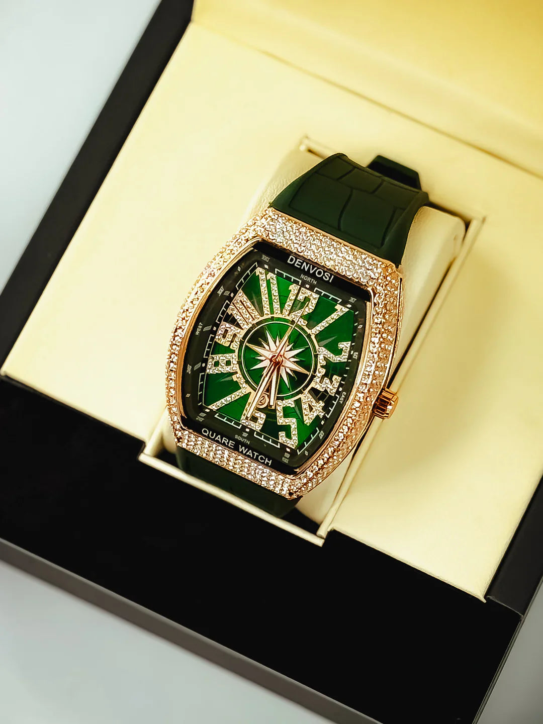 💚 FM Green Denvosi – Bold Emerald Men’s Watch