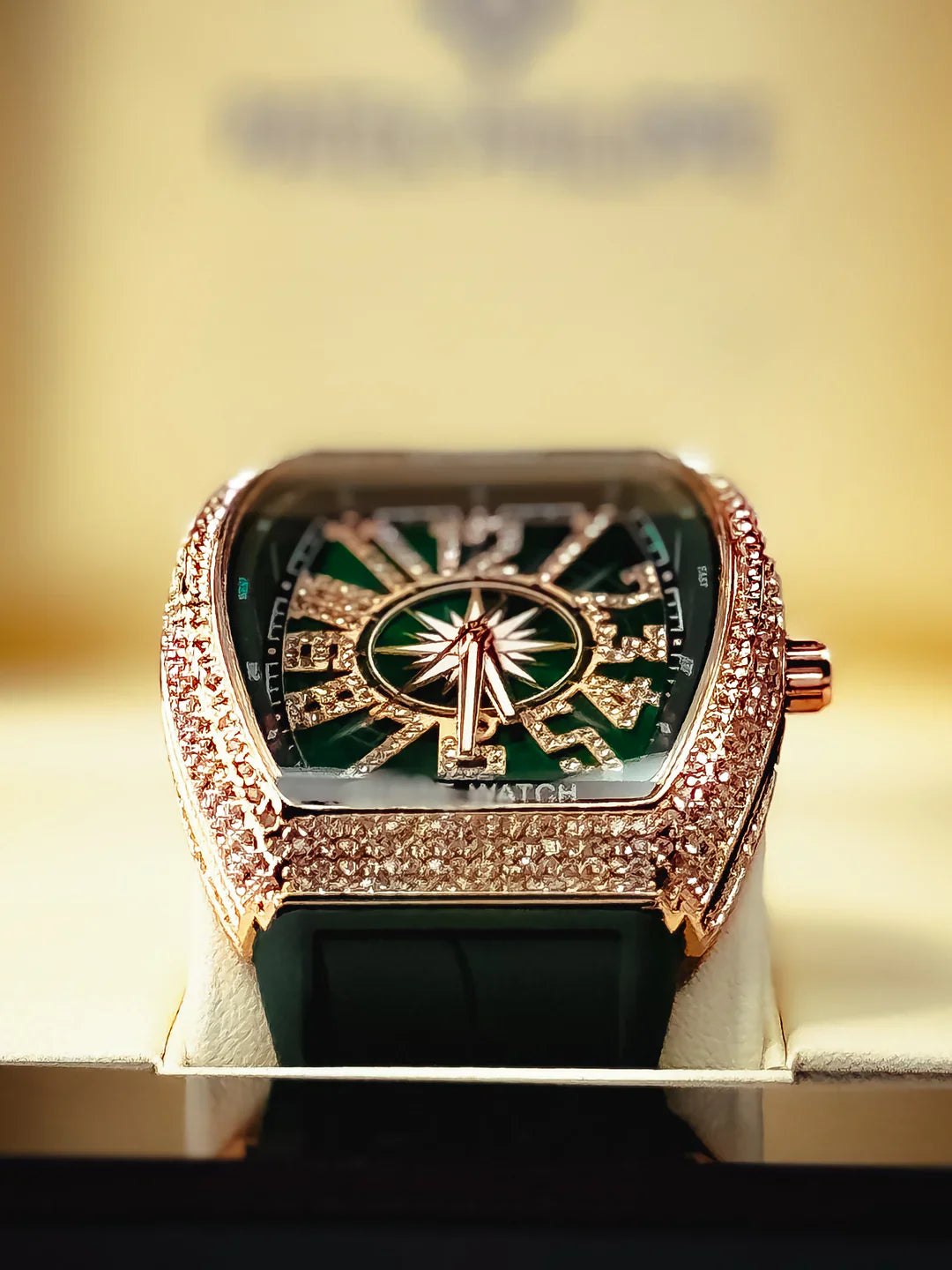 💚 FM Green Denvosi – Bold Emerald Men’s Watch