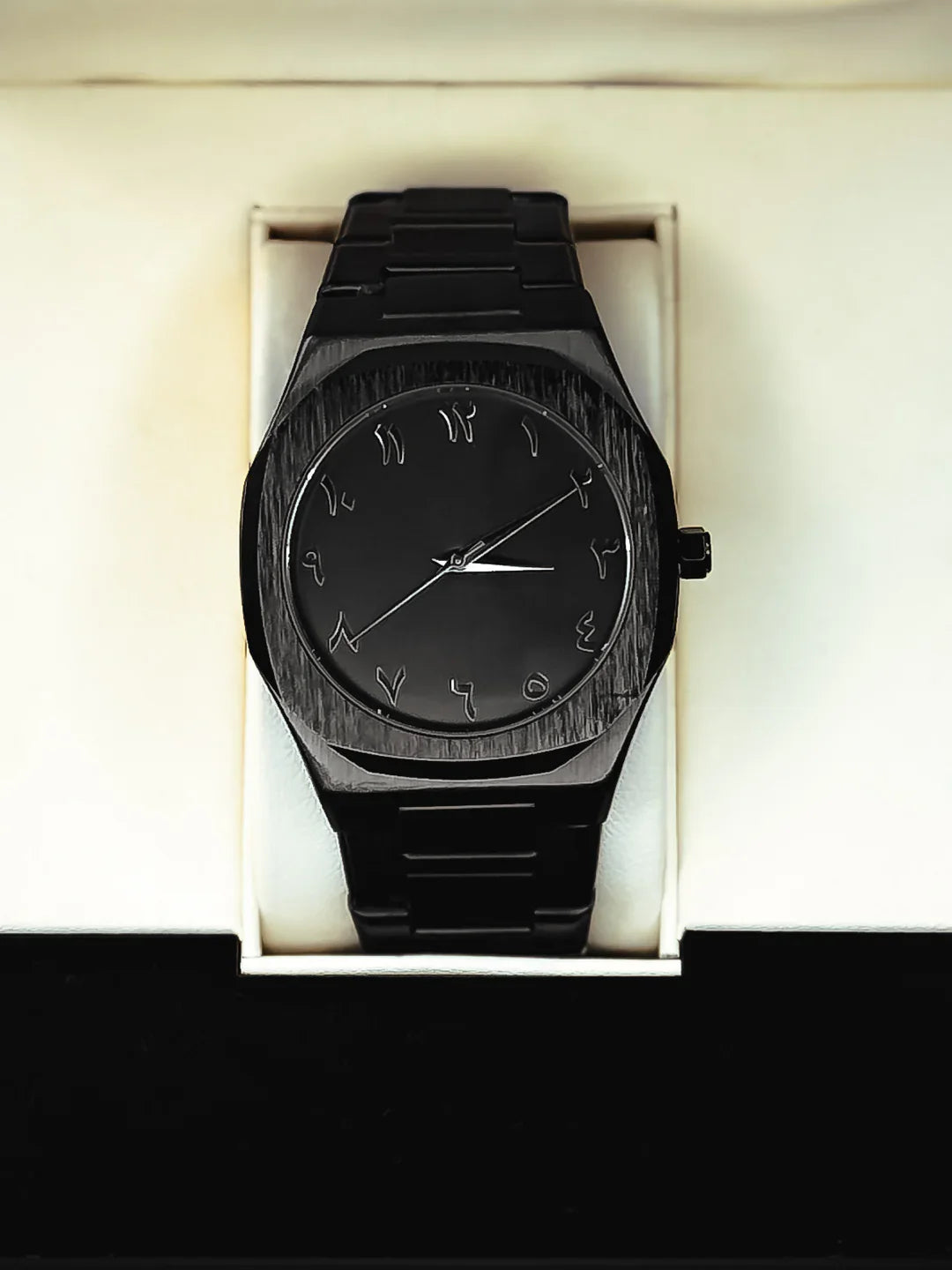 ⚙️ Heavy-Weight Aura Stainless Steel Watch